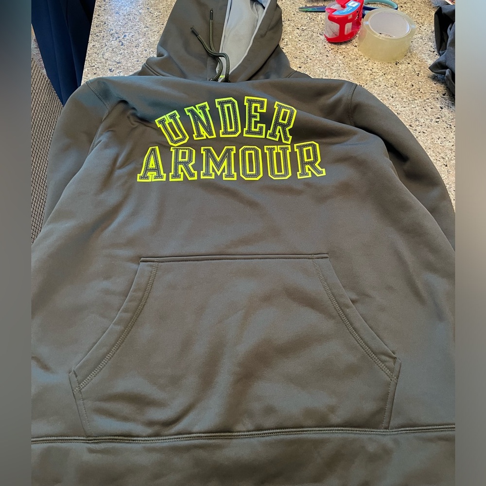 Navy green/military green sweatshirt